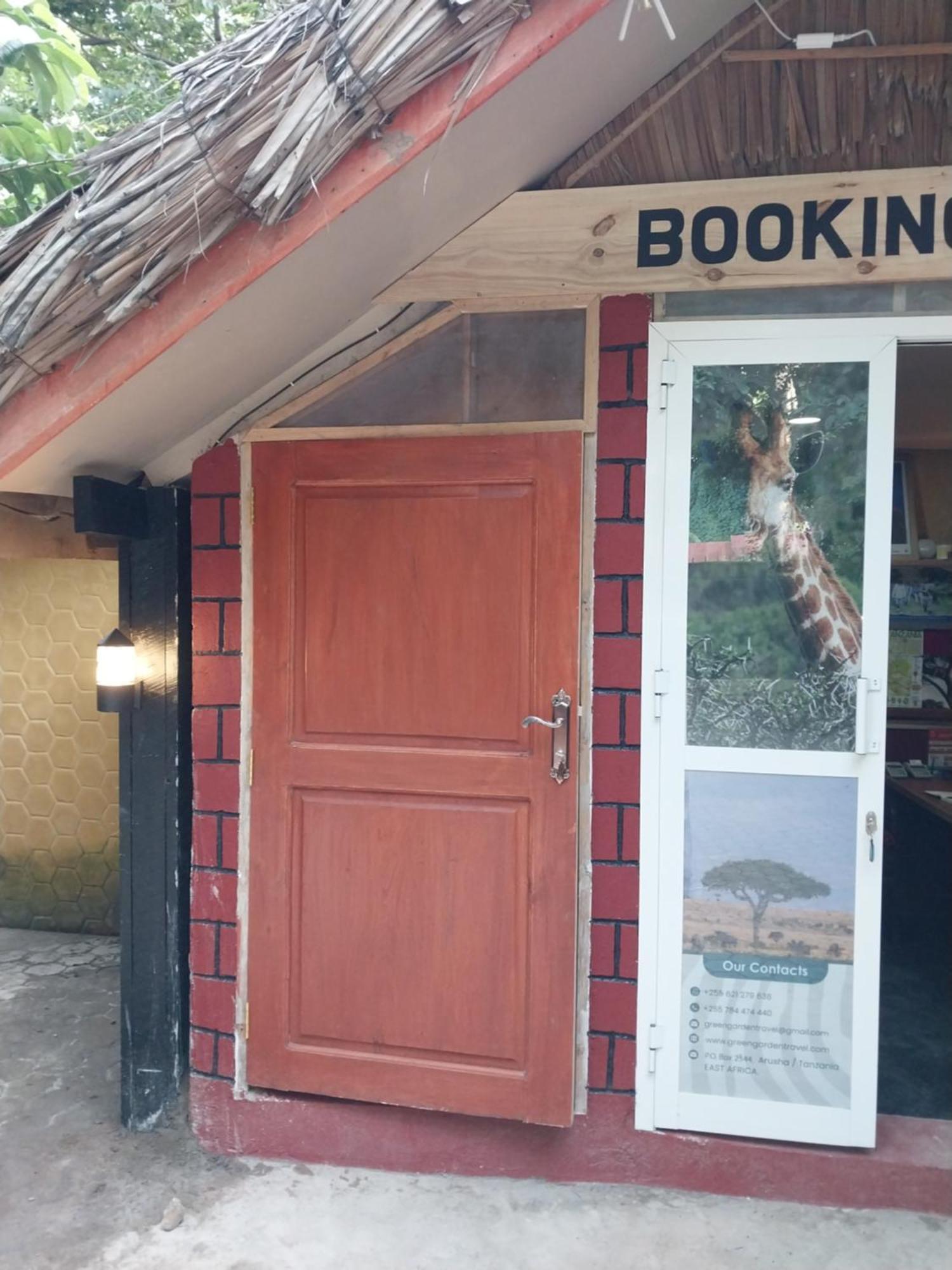 Green Garden Guest House أروشا الغرفة الصورة